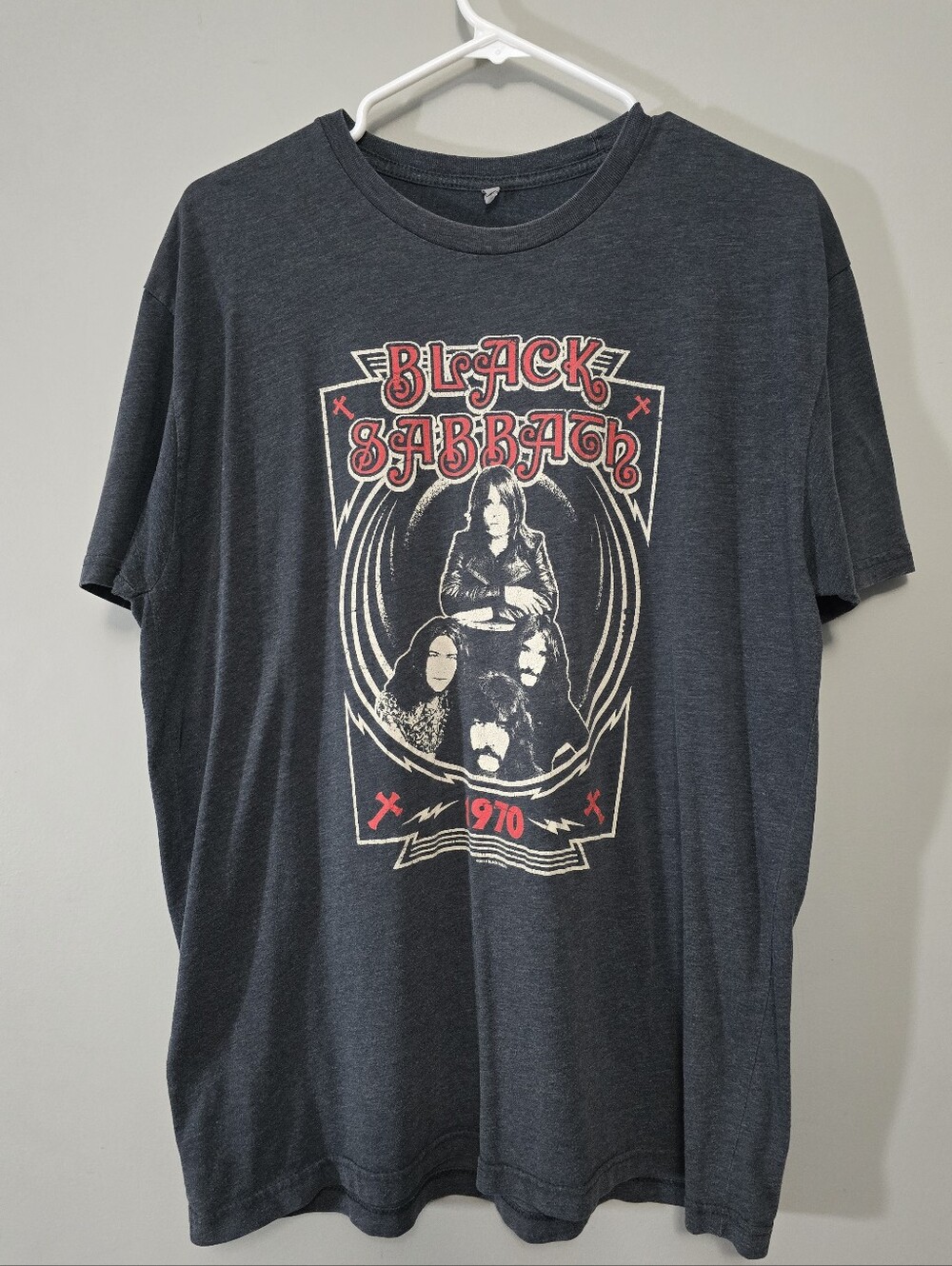Black Sabbath Graphic Tee - "The End 2016" Size Large